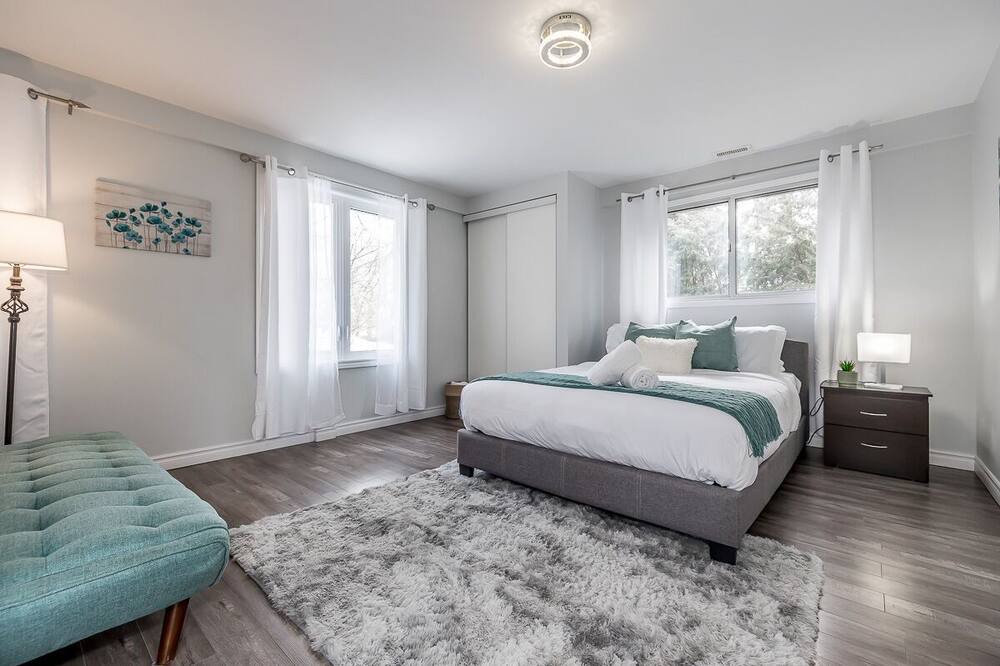 Photo of Bedroom in Innisfil