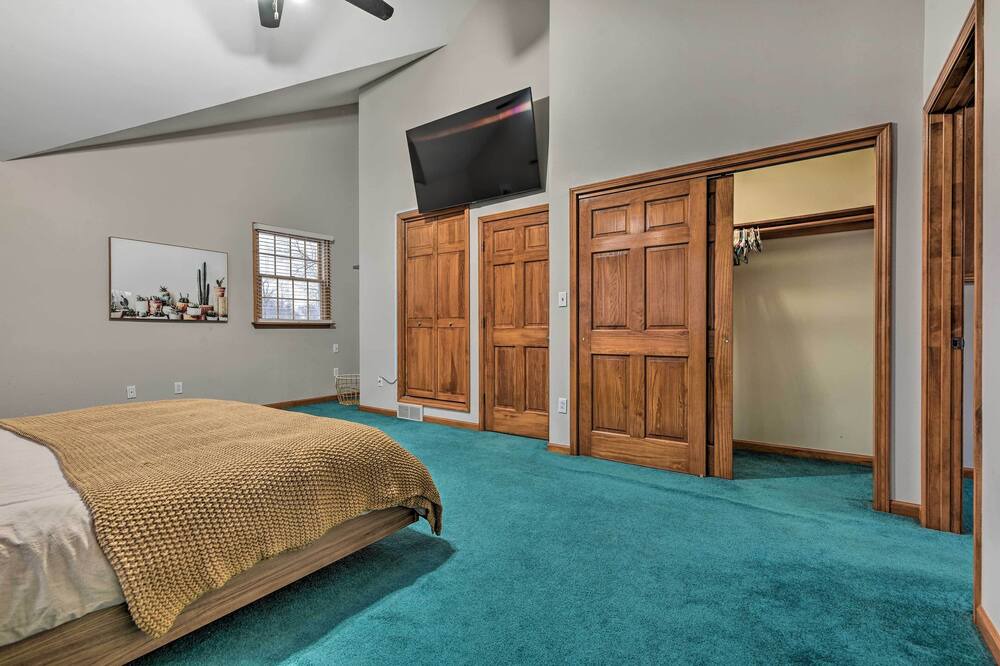 Photo of Bedroom in Williamsville