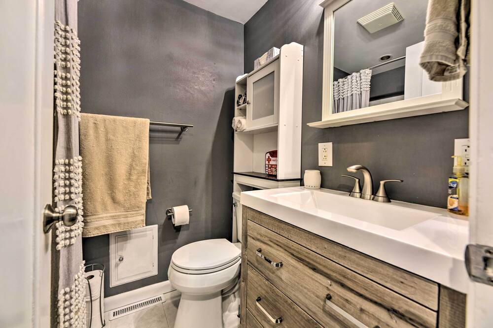 Photo of Bathroom in Williamsville