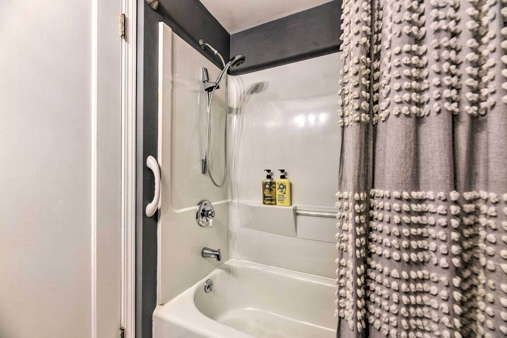 Photo of Bathroom in Williamsville