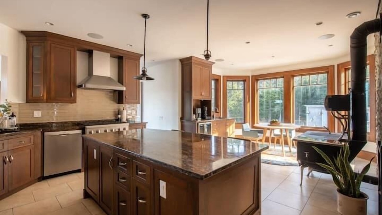 Photo of Kitchen in Feltzen South