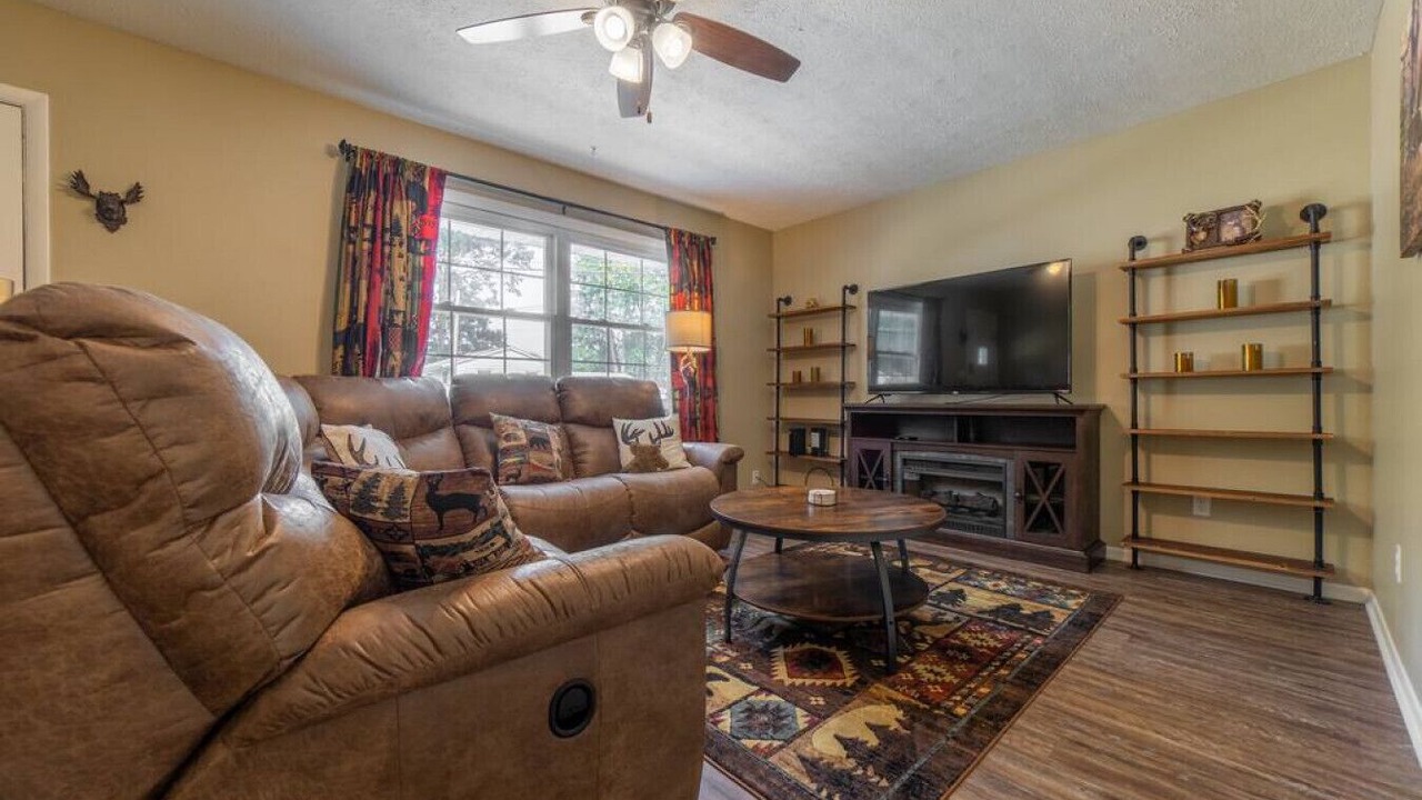Photo of Livingroom in Vermilion