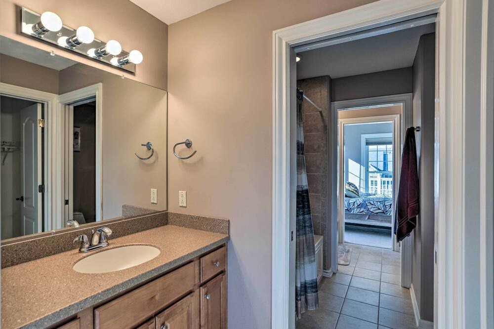 Photo of Bathroom in Marblehead
