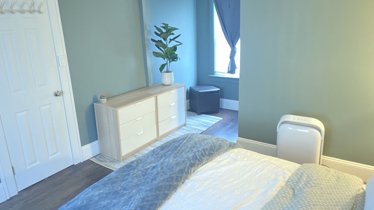 Photo of Bedroom in Tully