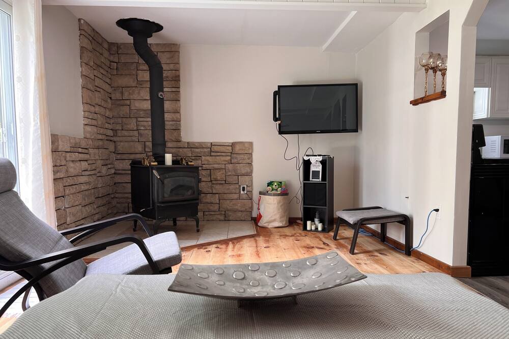 Photo of Livingroom in Oro-Medonte