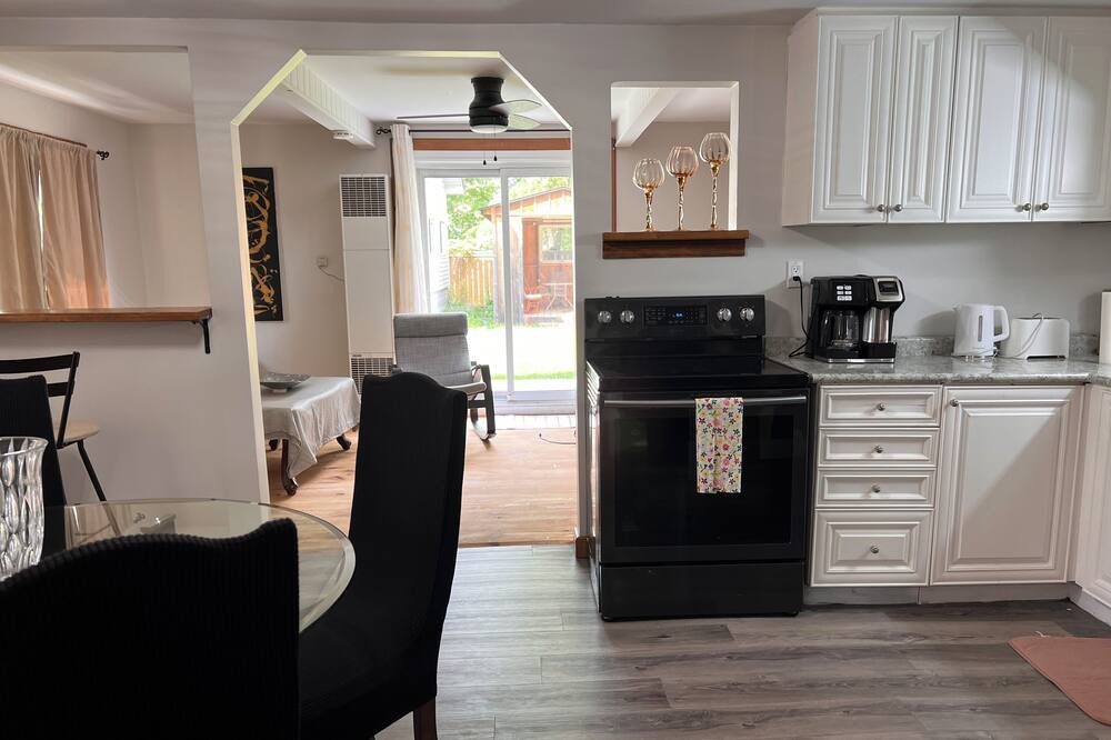 Photo of Kitchen in Oro-Medonte