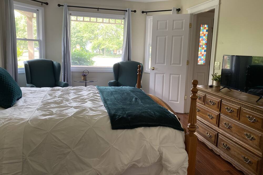 Photo of Bedroom in Perrysburg