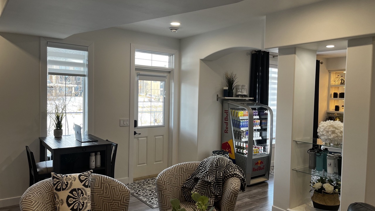 Photo of Livingroom in Airdrie