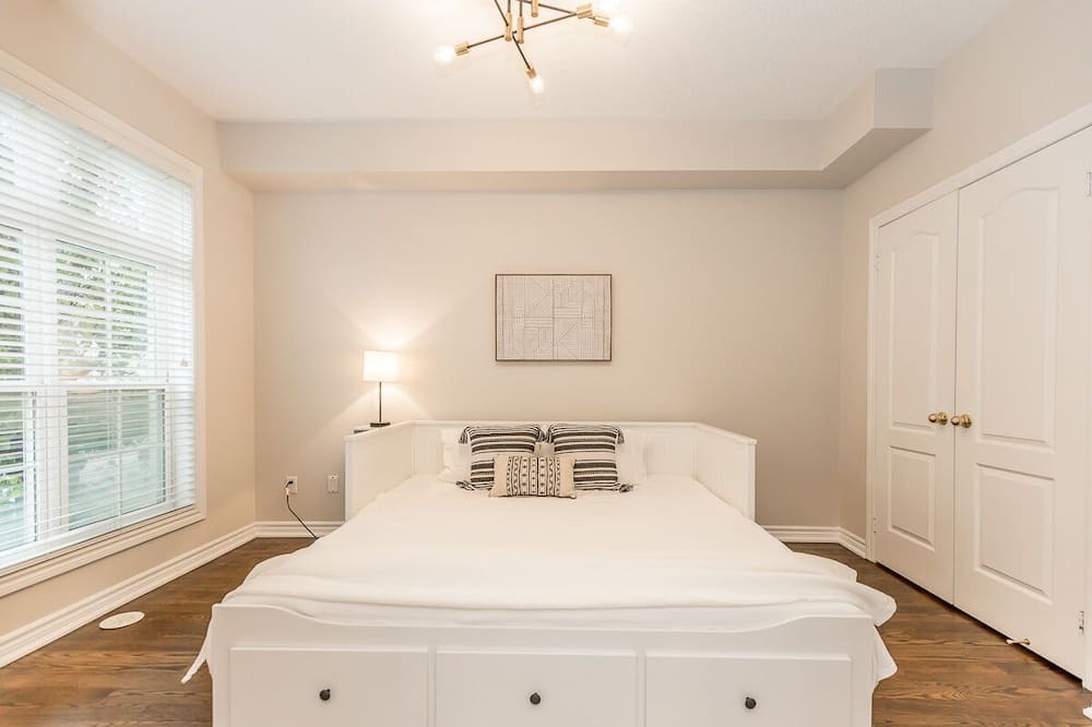 Photo of Bedroom in Unionville