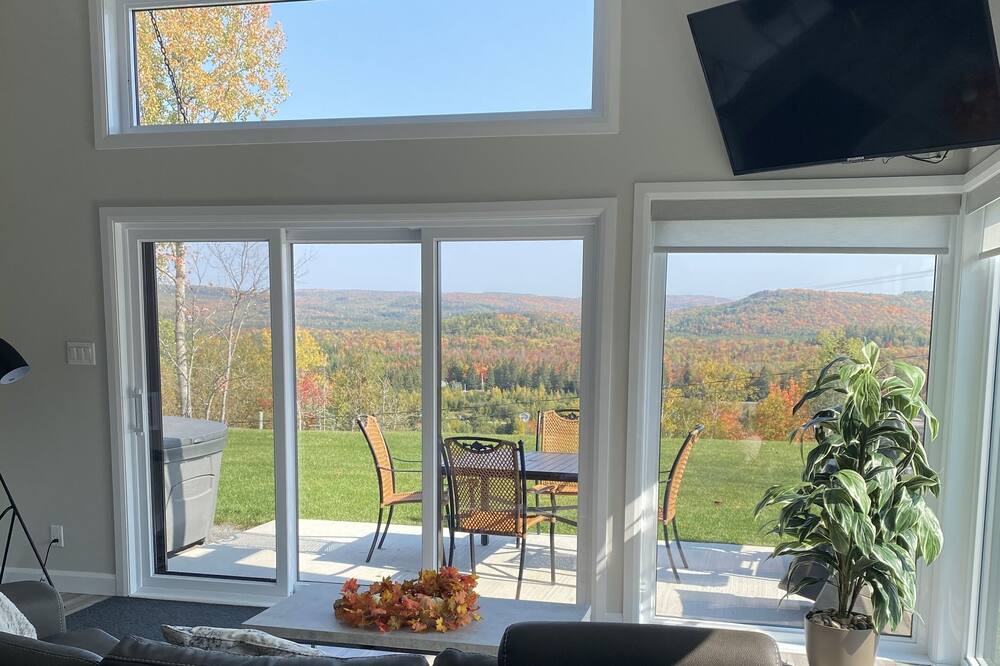 Photo of Livingroom in Saint-Jean-de-Matha