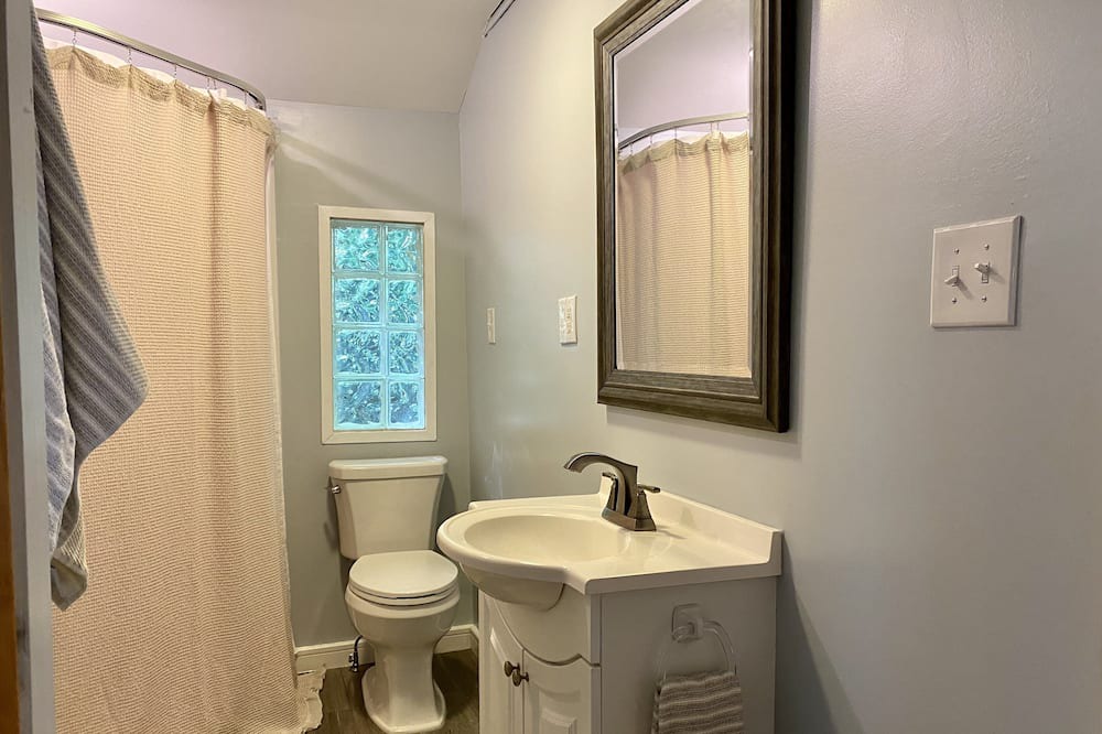 Photo of Bathroom in Rushville