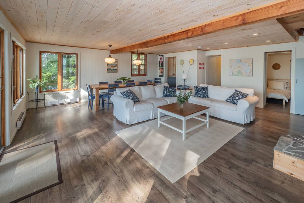 Photo of Livingroom in Bala