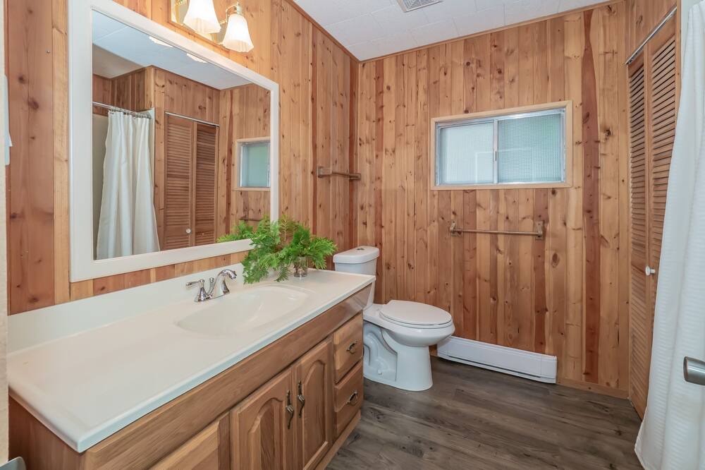 Photo of Bathroom in Bala