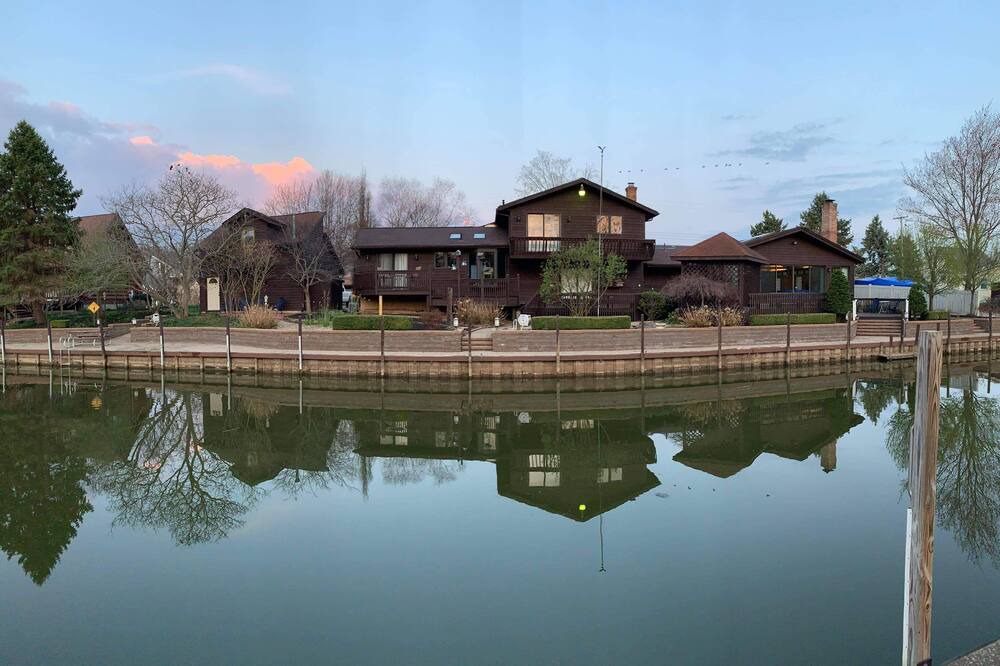 Photo of Outdoor in Vermilion