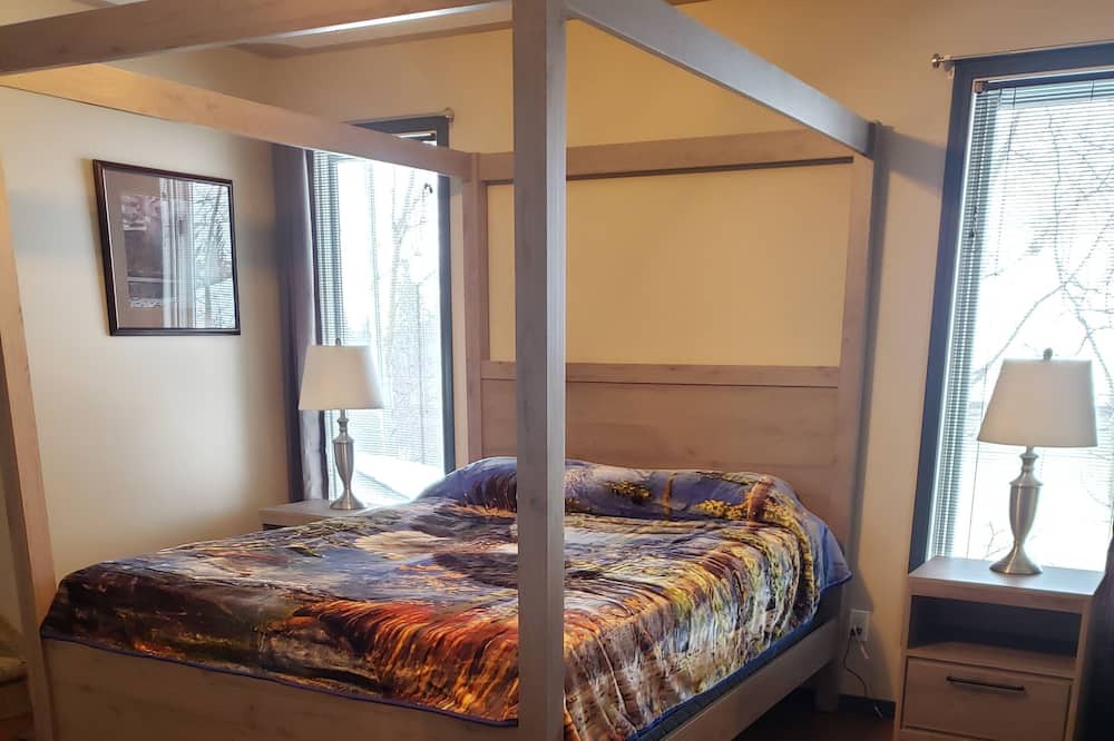 Photo of Bedroom in Whitehorse