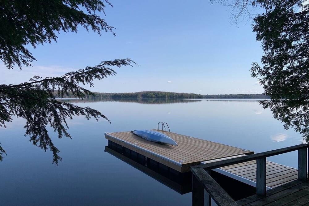 Photo of Outdoor in Chandos Lake