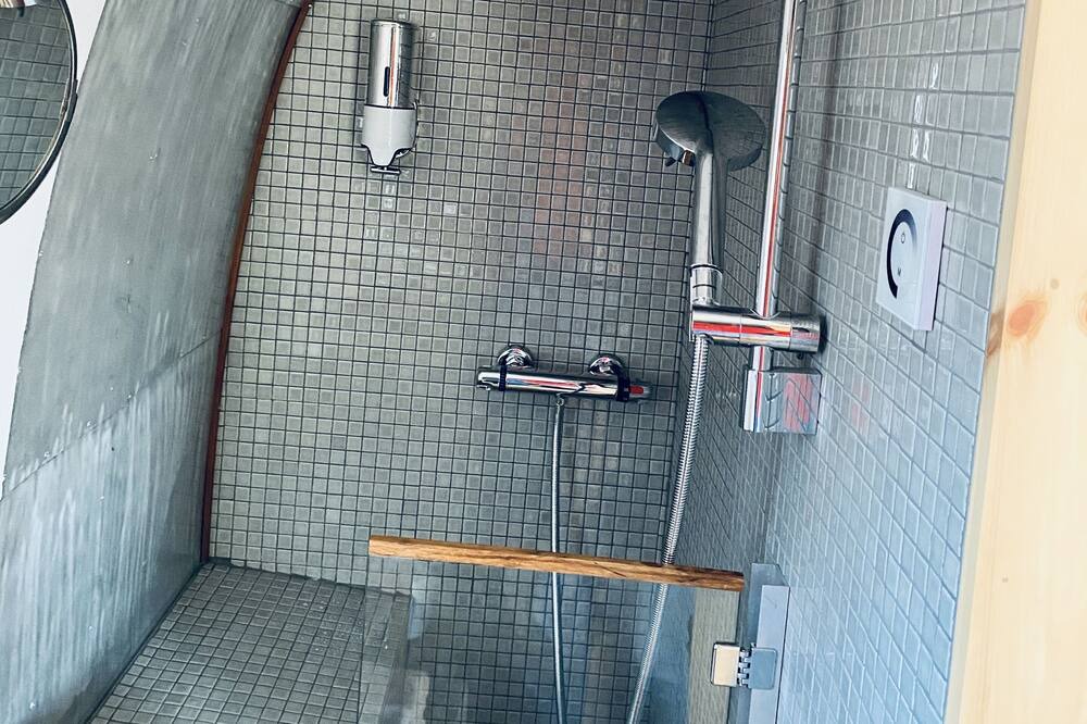 Photo of Bathroom in Lac-Brome