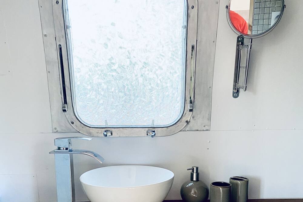 Photo of Bathroom in Lac-Brome