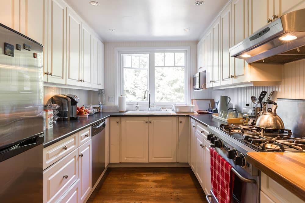 Photo of Kitchen in Kerrisdale