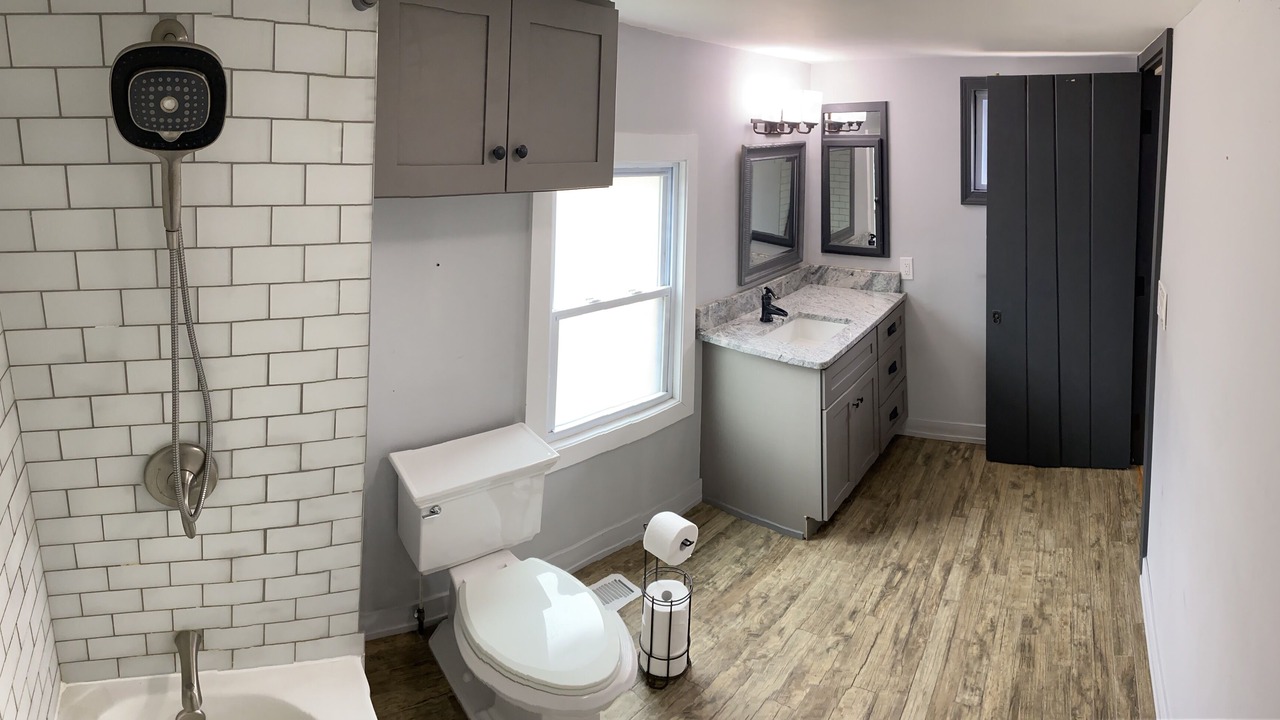 Photo of Bathroom in Tremont