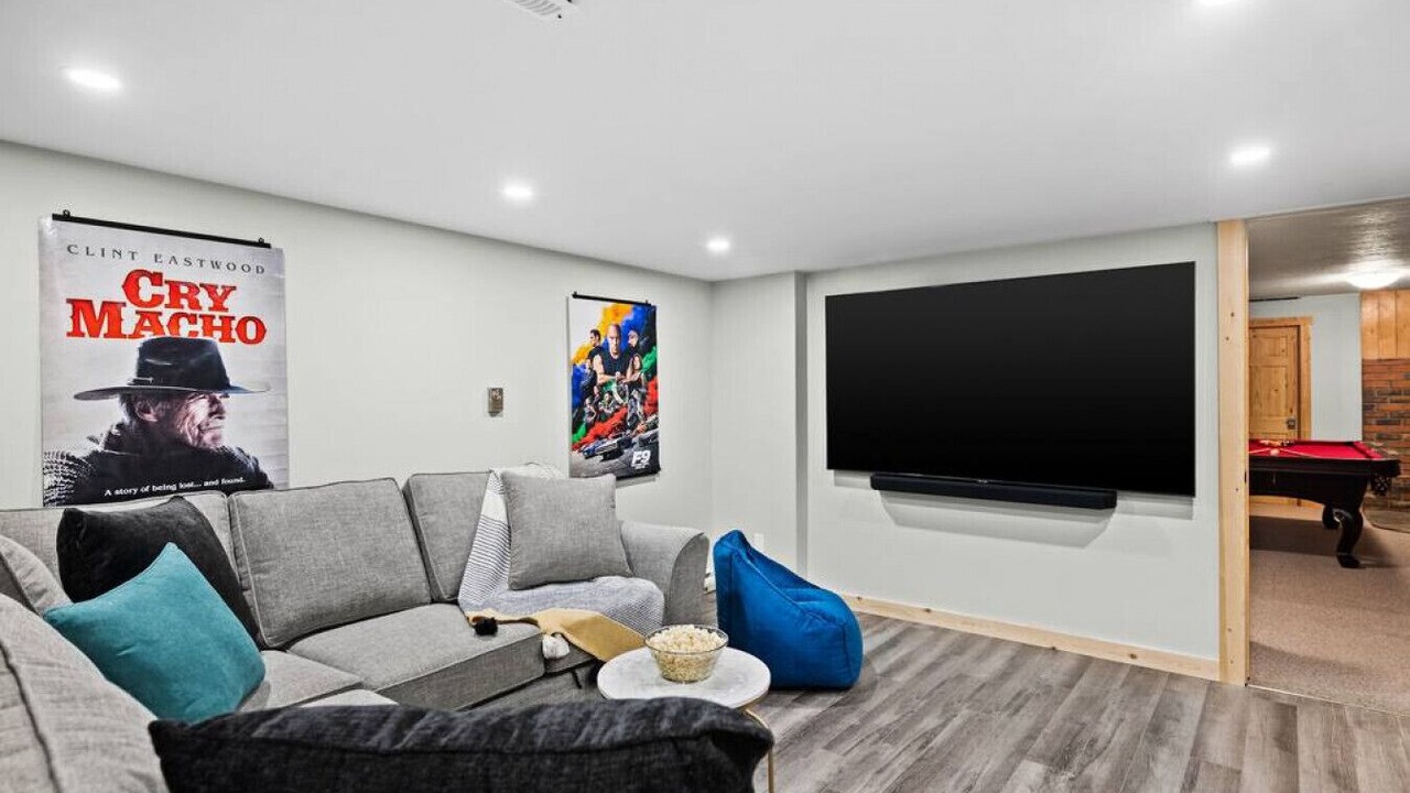 Photo of Livingroom in Invermere