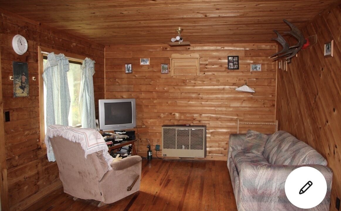 Photo of Livingroom in Reed