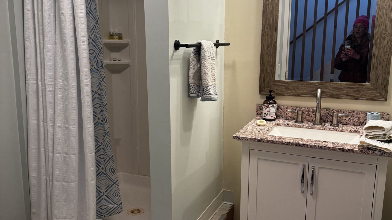Photo of Bathroom in Little Valley