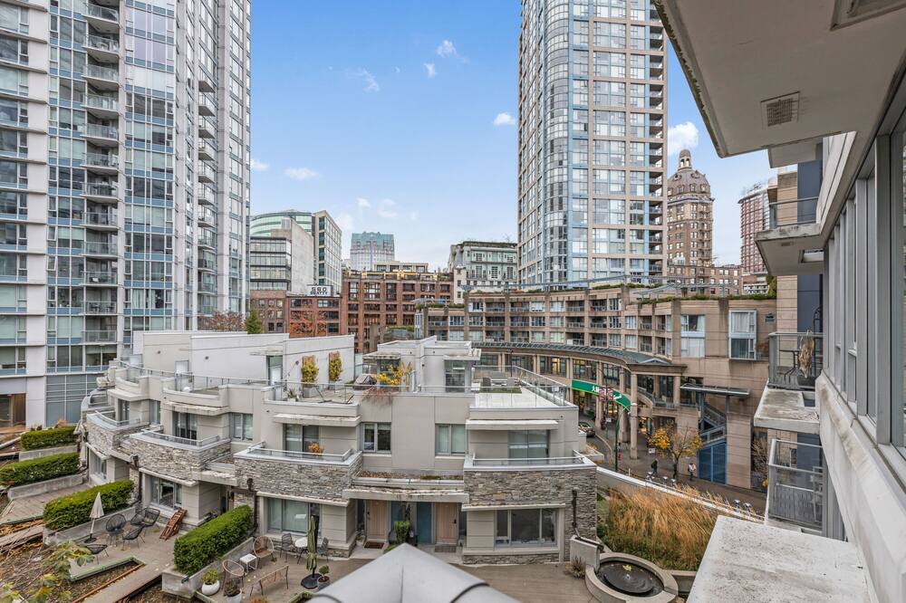 Photo of Outdoor in Crosstown