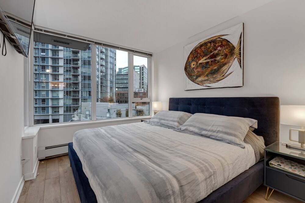 Photo of Bedroom in Crosstown