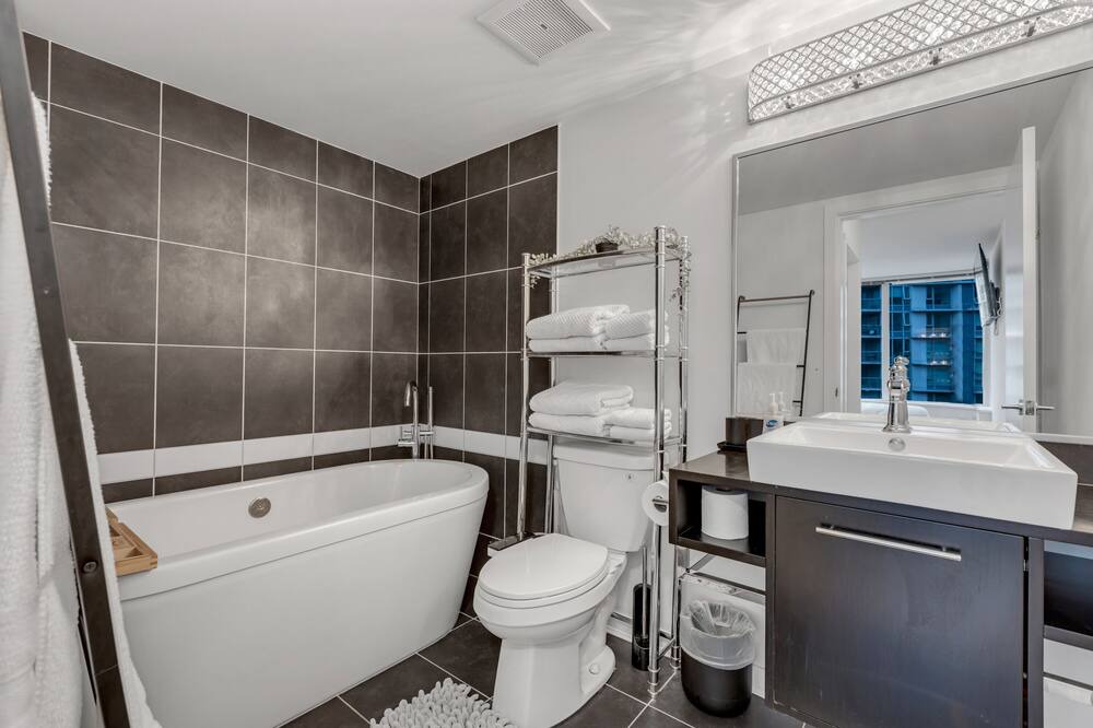 Photo of Bathroom in Crosstown