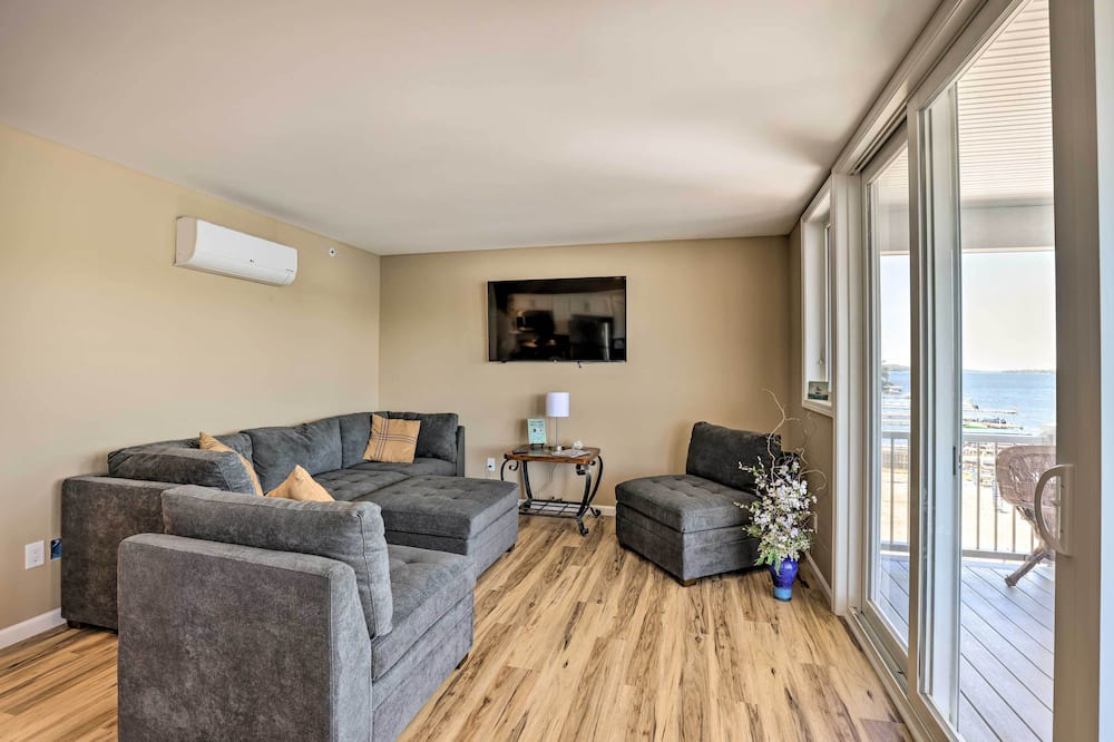 Photo of Bedroom in Conesus