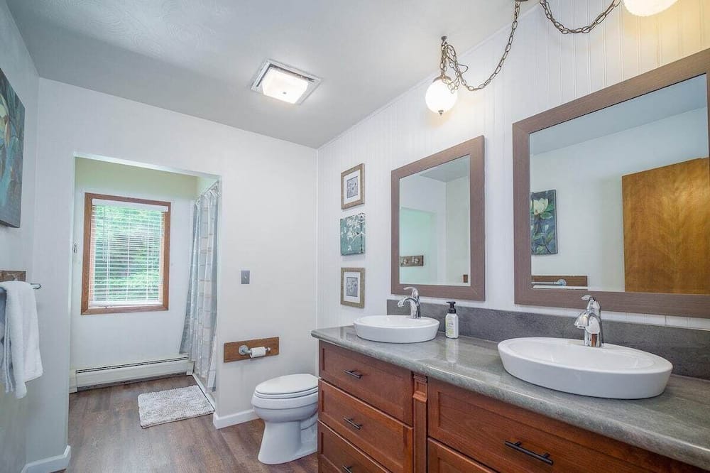 Photo of Bathroom in Findley Lake