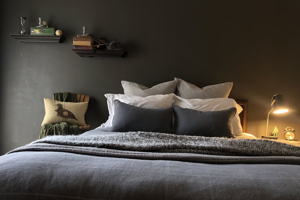 Photo of Bedroom in Erie