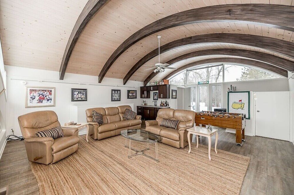 Photo of Livingroom in Ramara