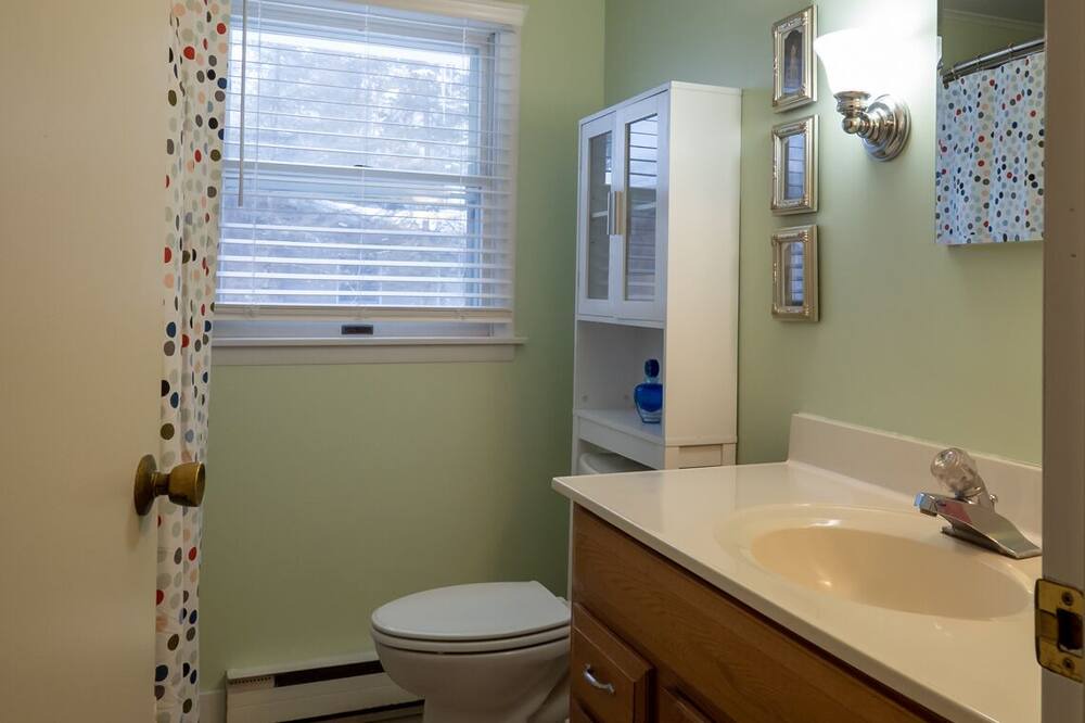 Photo of Bathroom in Eagles Mere