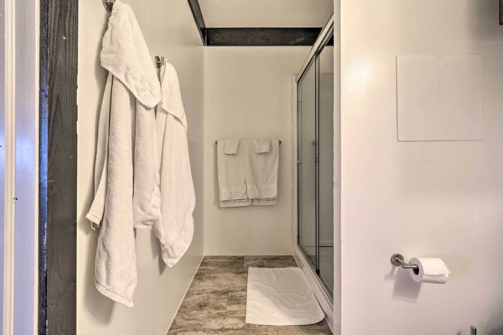 Photo of Bathroom in Auburn