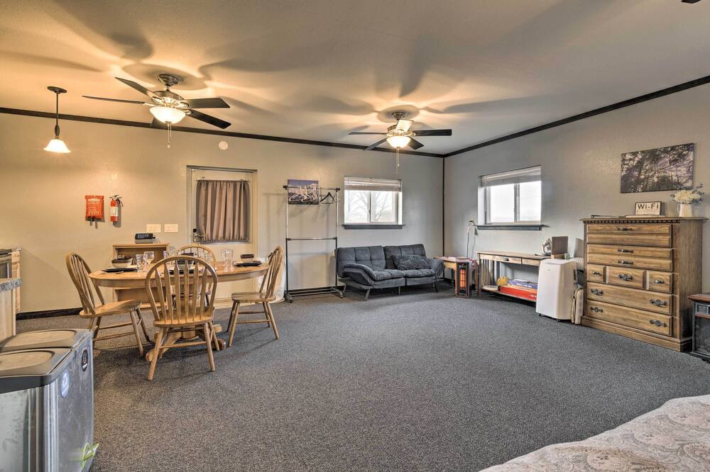 Photo of Livingroom in Auburn