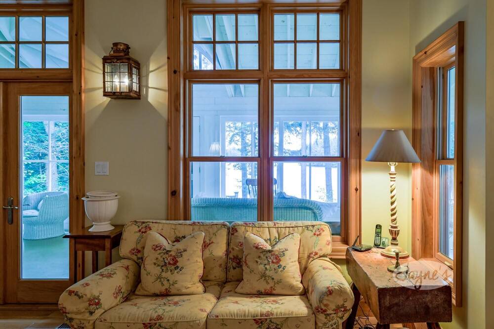 Photo of Bedroom in Bala