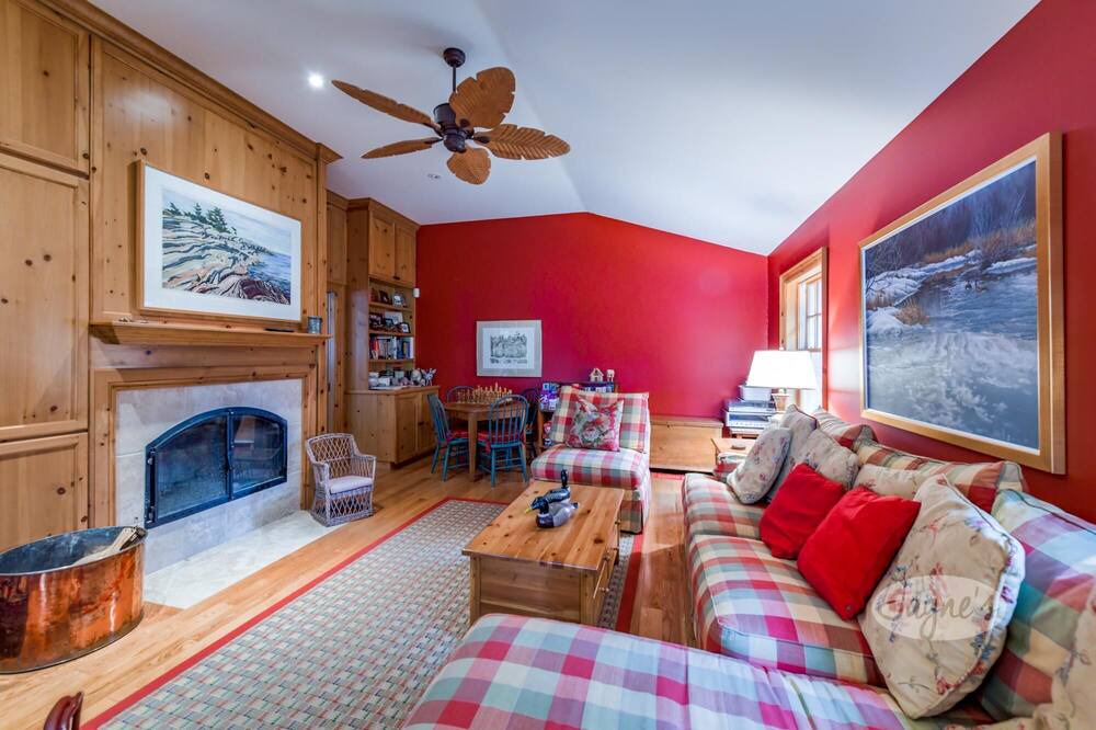 Photo of Livingroom in Bala
