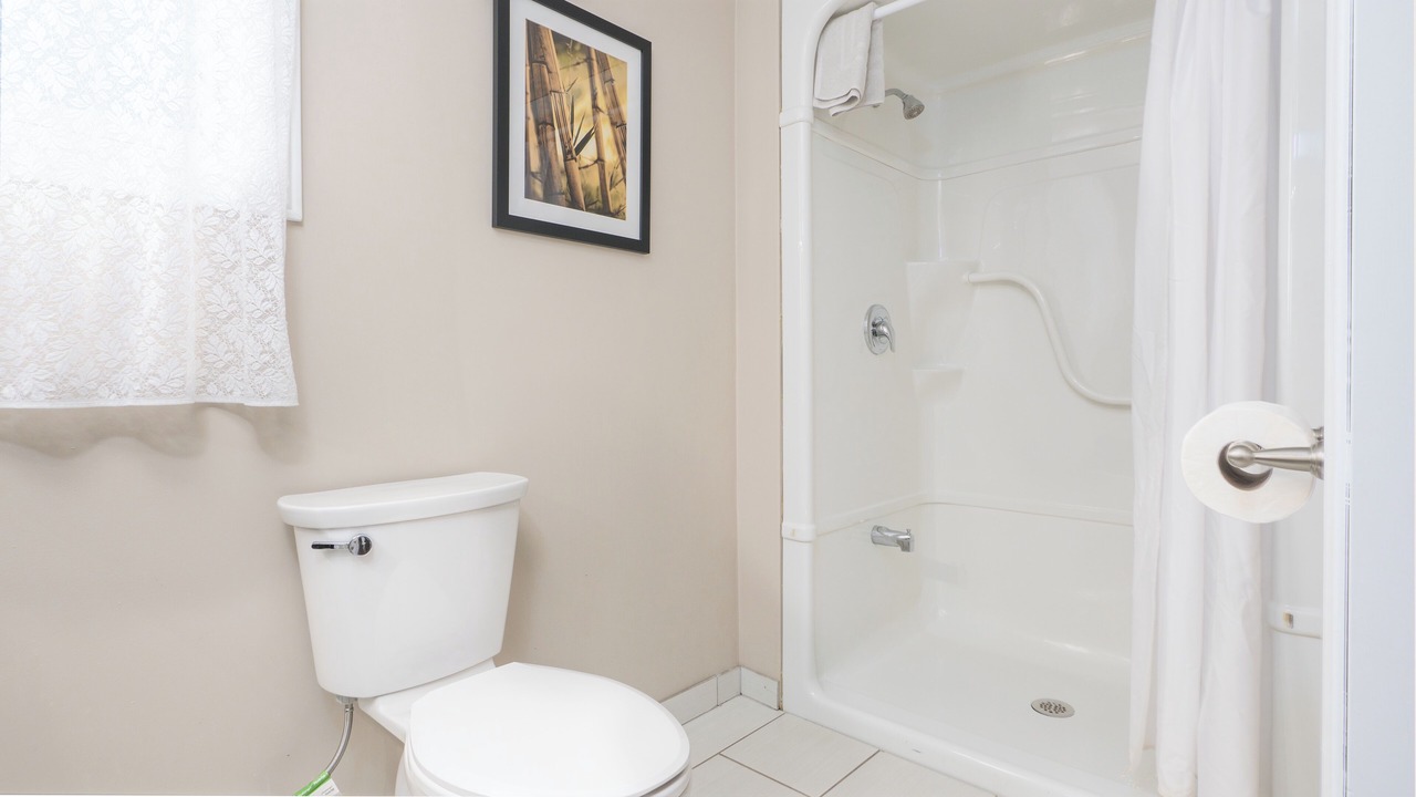 Photo of Bathroom in Tobermory