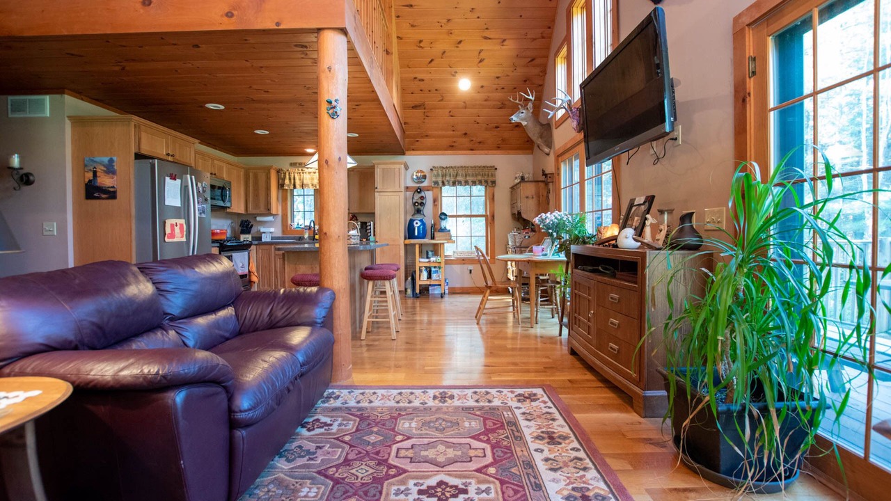 Photo of Livingroom in Hammondsport