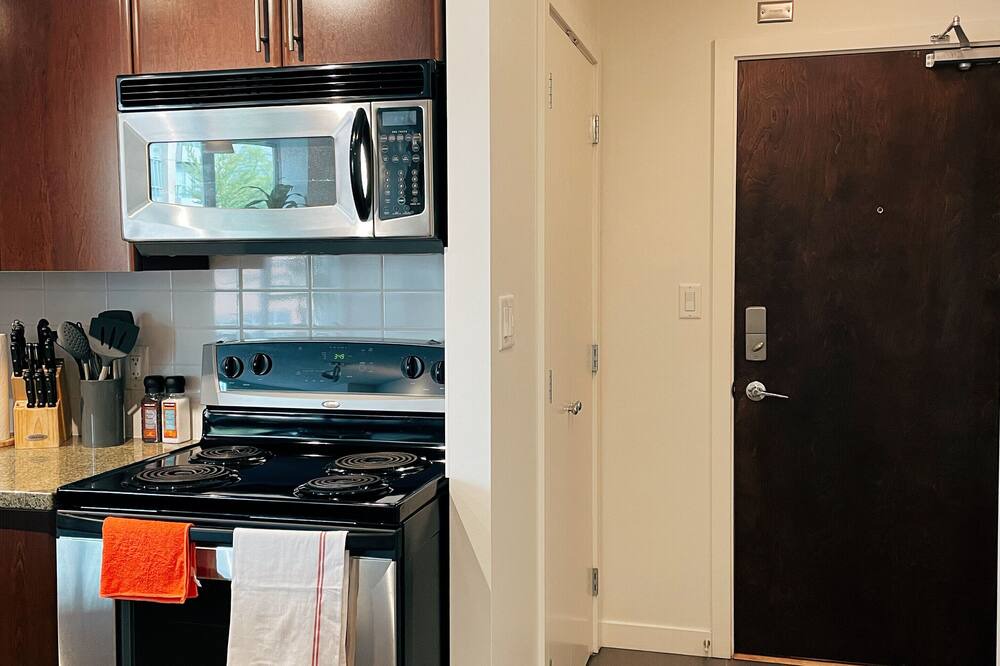 Photo of Kitchen in Crosstown