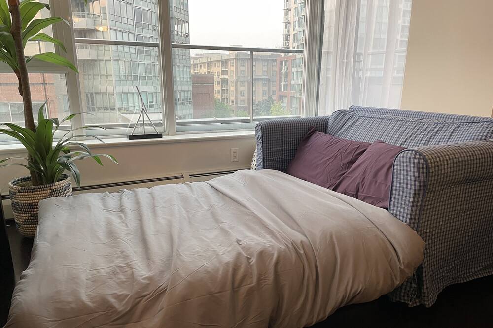 Photo of Bedroom in Crosstown