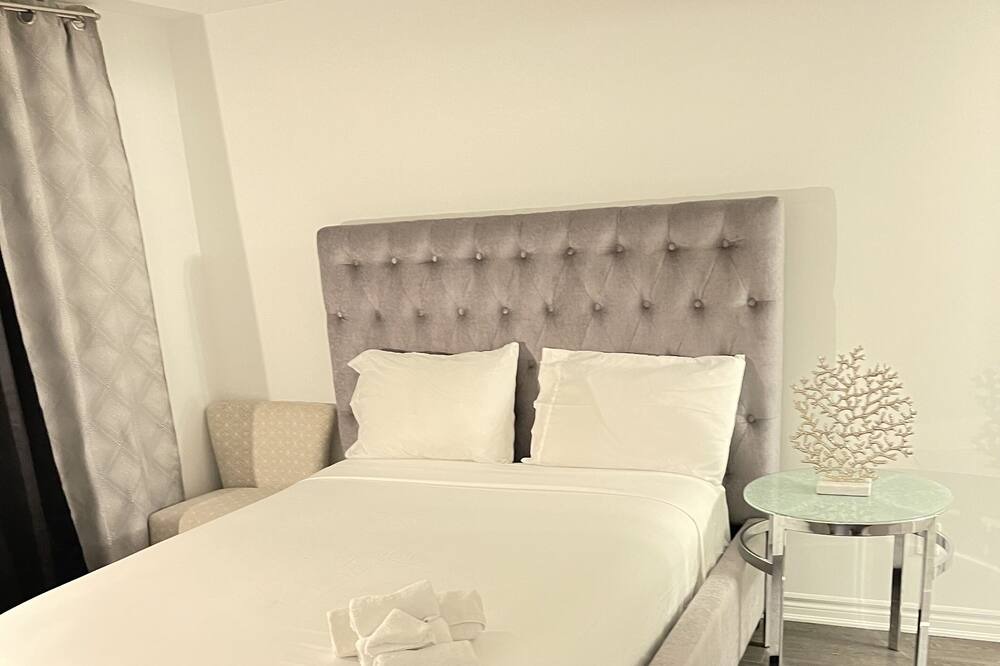Photo of Bedroom in West Hill