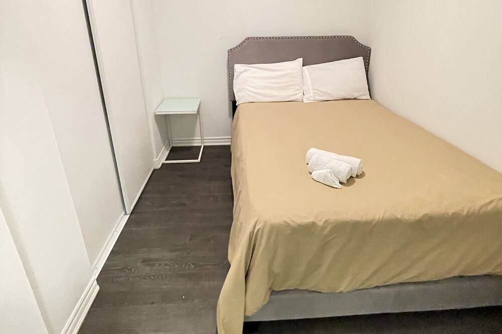Photo of Bedroom in West Hill