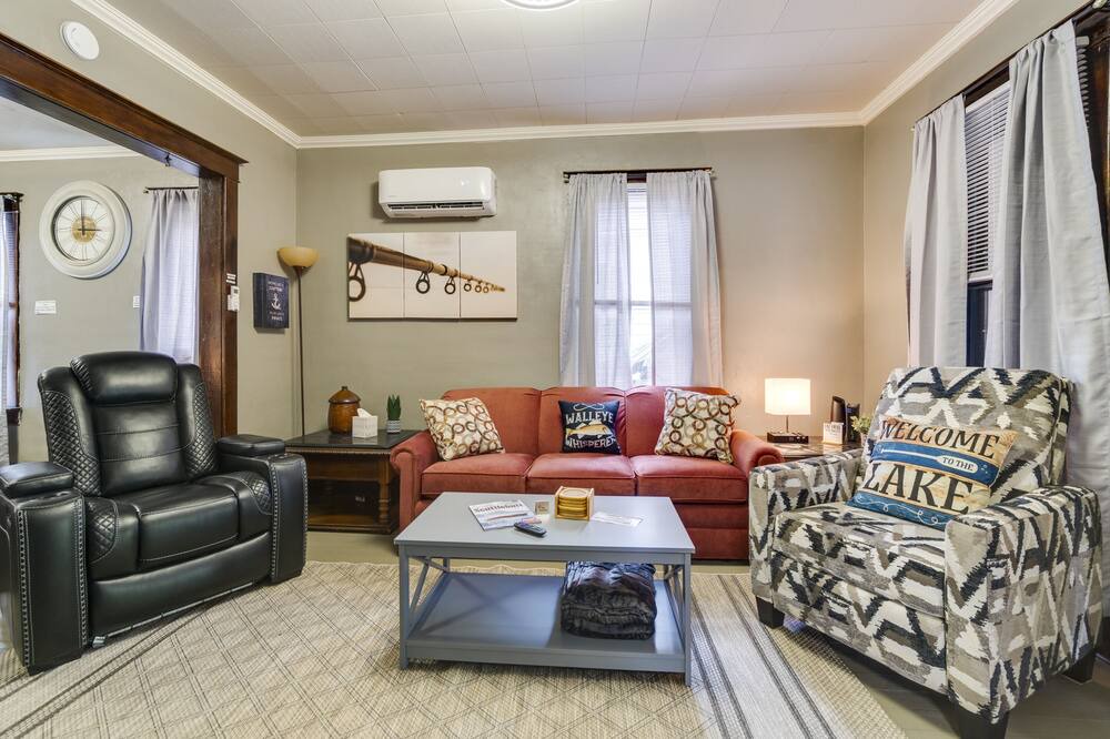 Photo of Bedroom in Port Clinton