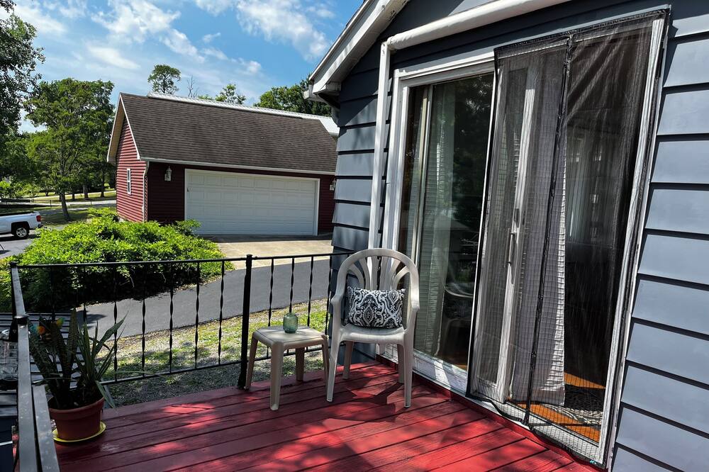 Photo of Outdoor in Town of Richmond