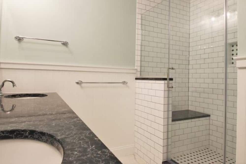 Photo of Bathroom in Chautauqua