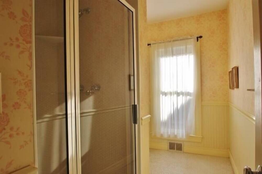 Photo of Bedroom in Chautauqua