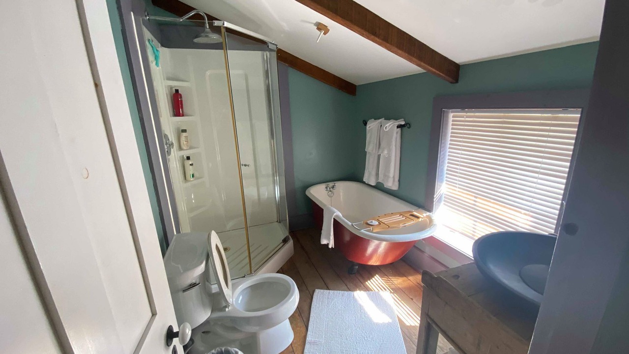 Photo of Bathroom in Old Town Historic District